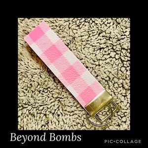 Pink & White Checkered Wristlet - Handmade